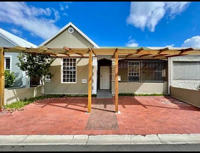 3 BEDROOM HOUSE FOR SALE IN CLAREMONT